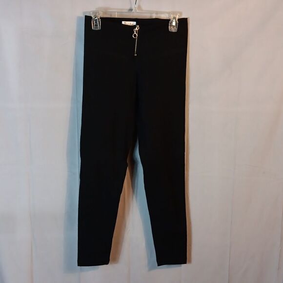 Tissini Front Zipper Black Leggings - Picture 1 of 6